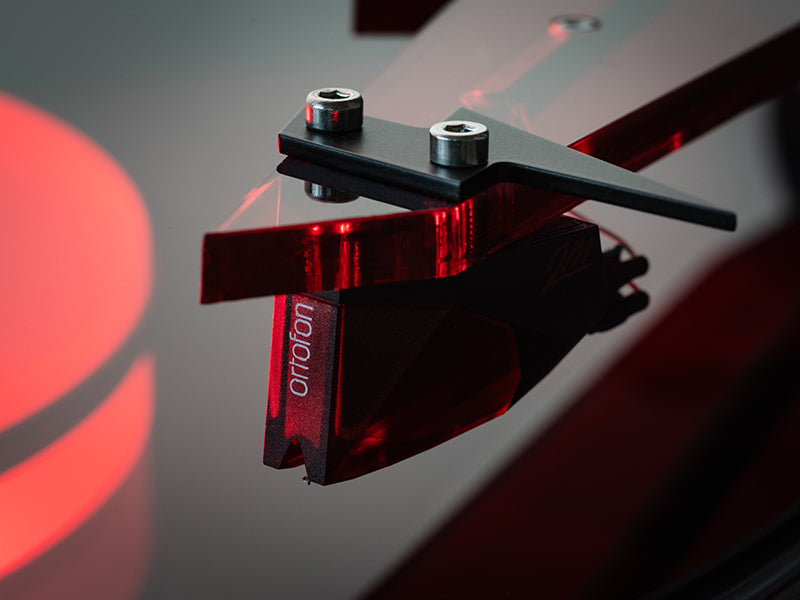 Pro-Ject AC/DC Turntable