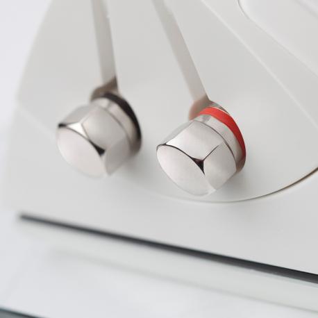 Waterfall Audio Hurricane evo, Dettaglio Finitura Bianco