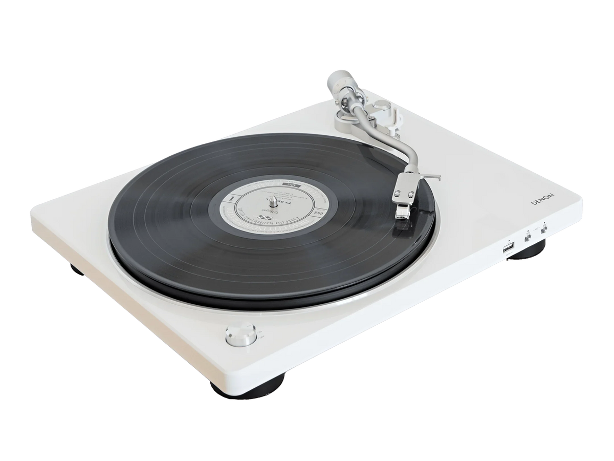 Denon DP-450USB, bianca, vista di tre quarti