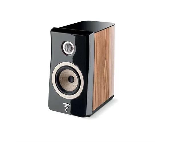Focal Kanta N°1, Noce lucido / Nero laccato
