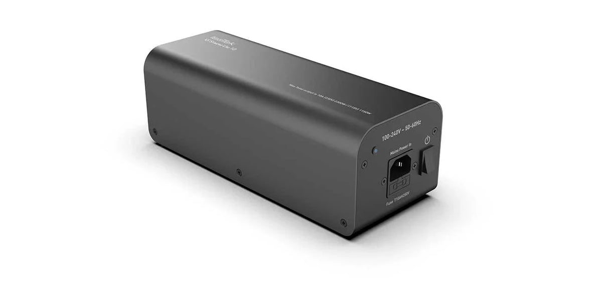 IsoTek V5 Syncro Uni 10, Nero
