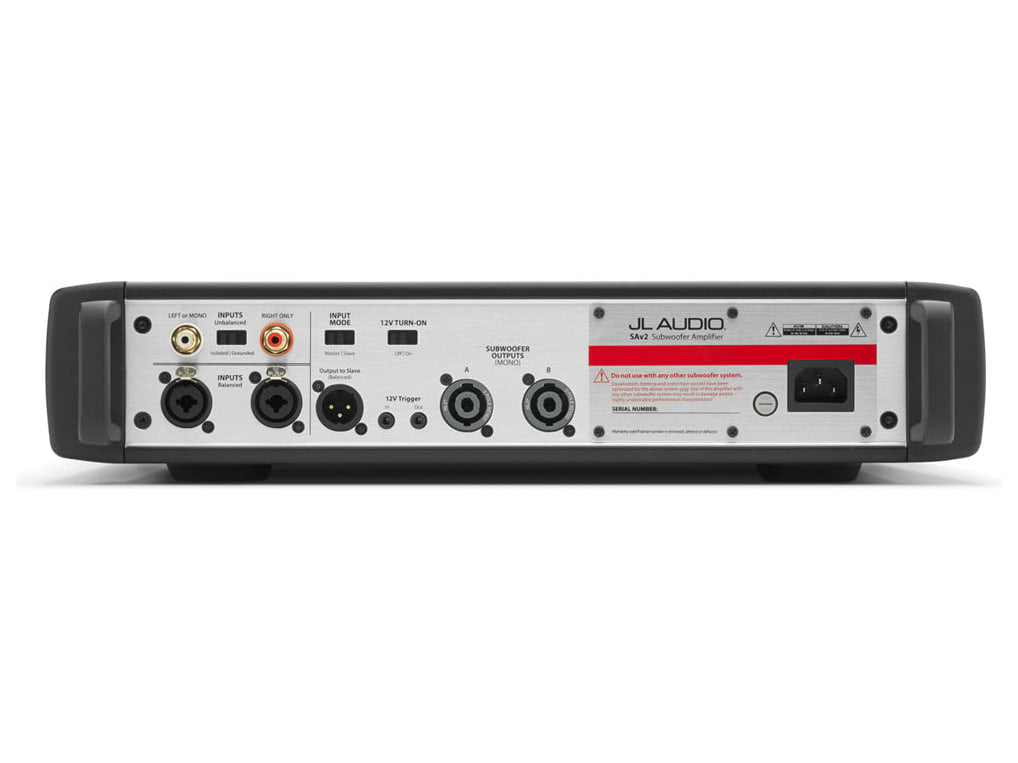 JL Audio Fathom IWSv2-SYS-213 — Amplificatore SAv2, vista posteriore