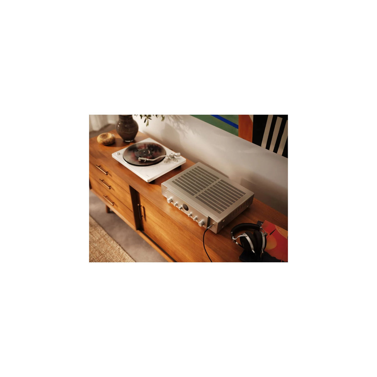 Marantz MODEL 70 — Vista ambientata finitura silver