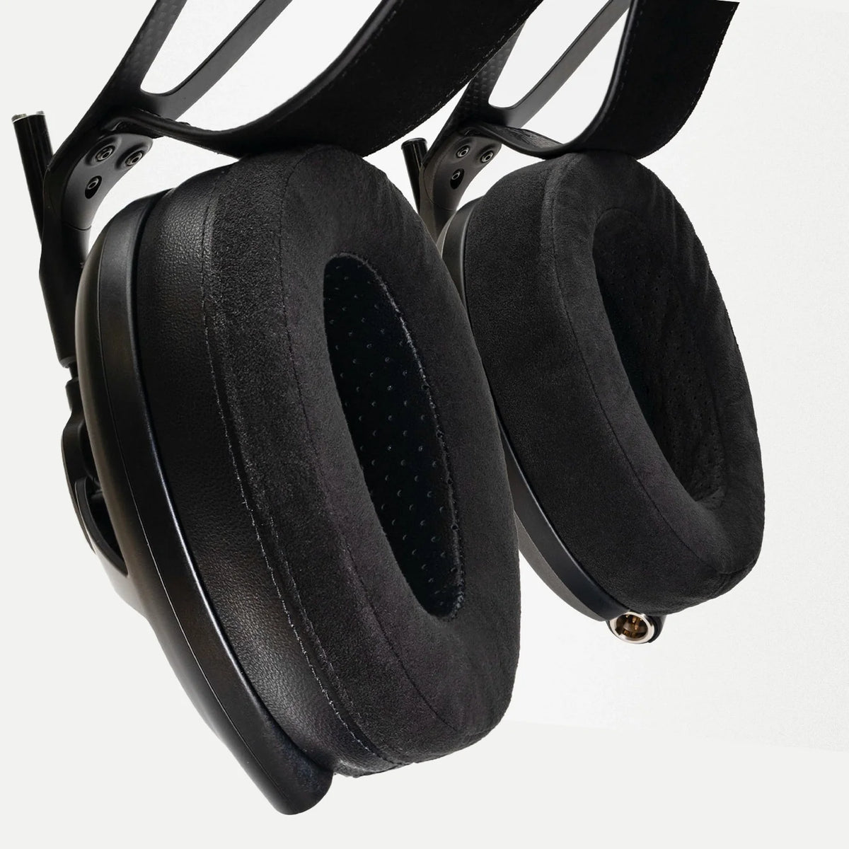 Meze Audio EMPYREAN II — Vista laterale