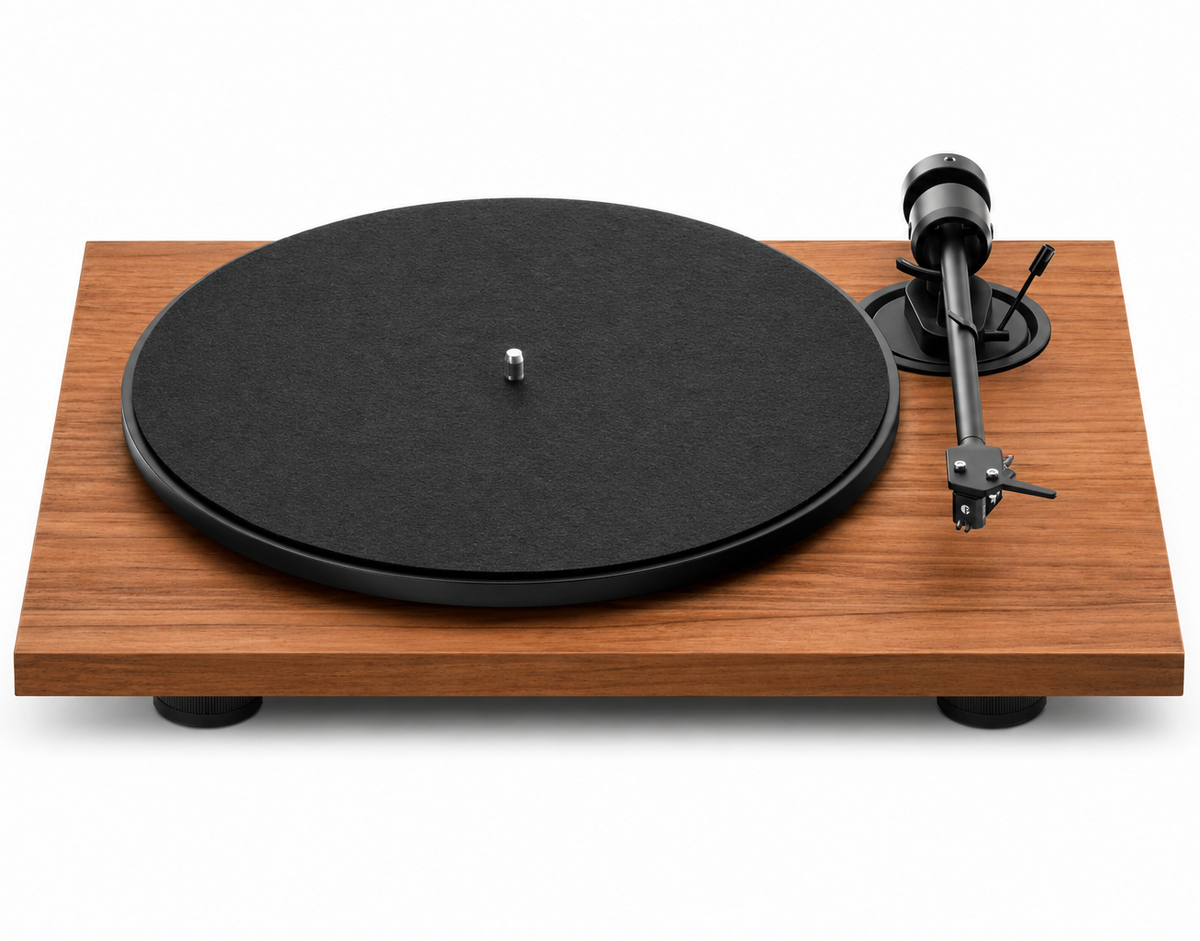 Pro-Ject E1.2 Phono, Vista frontale 2 Finitura Noce