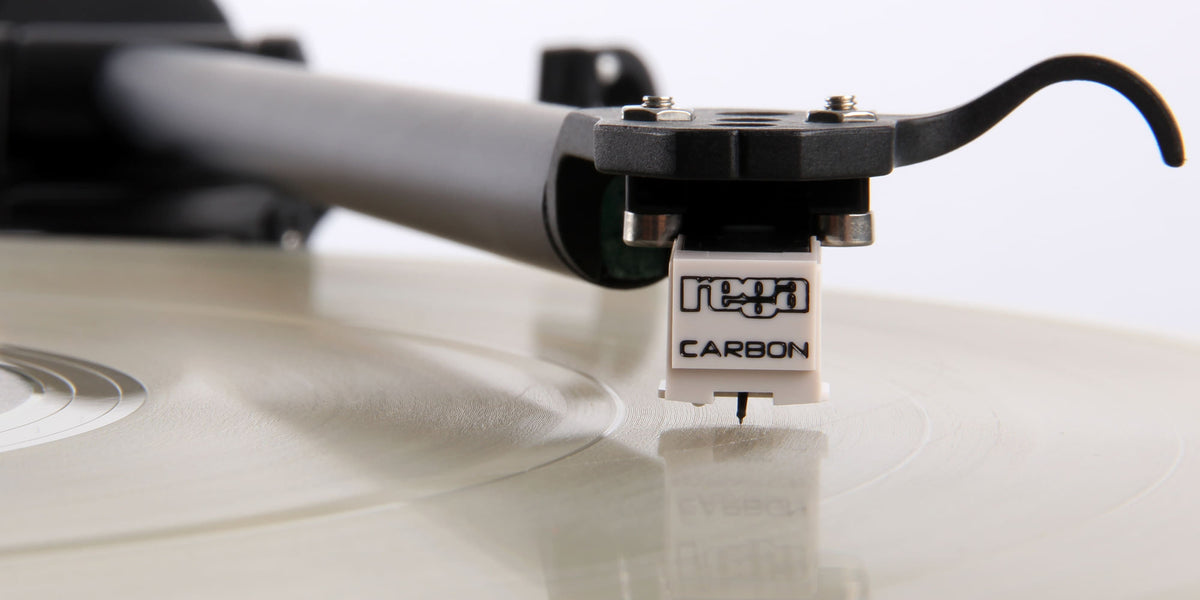 Rega CARBON — Ambientata