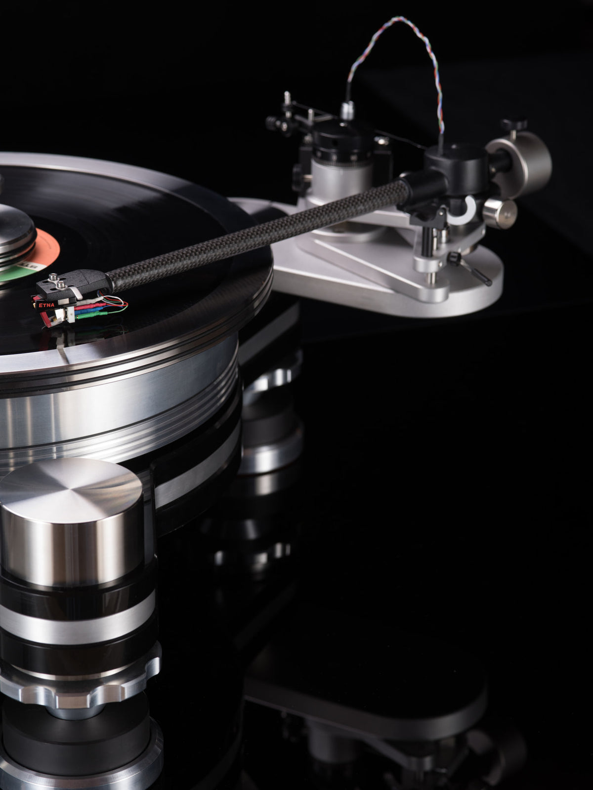 VPI Avenger Reference